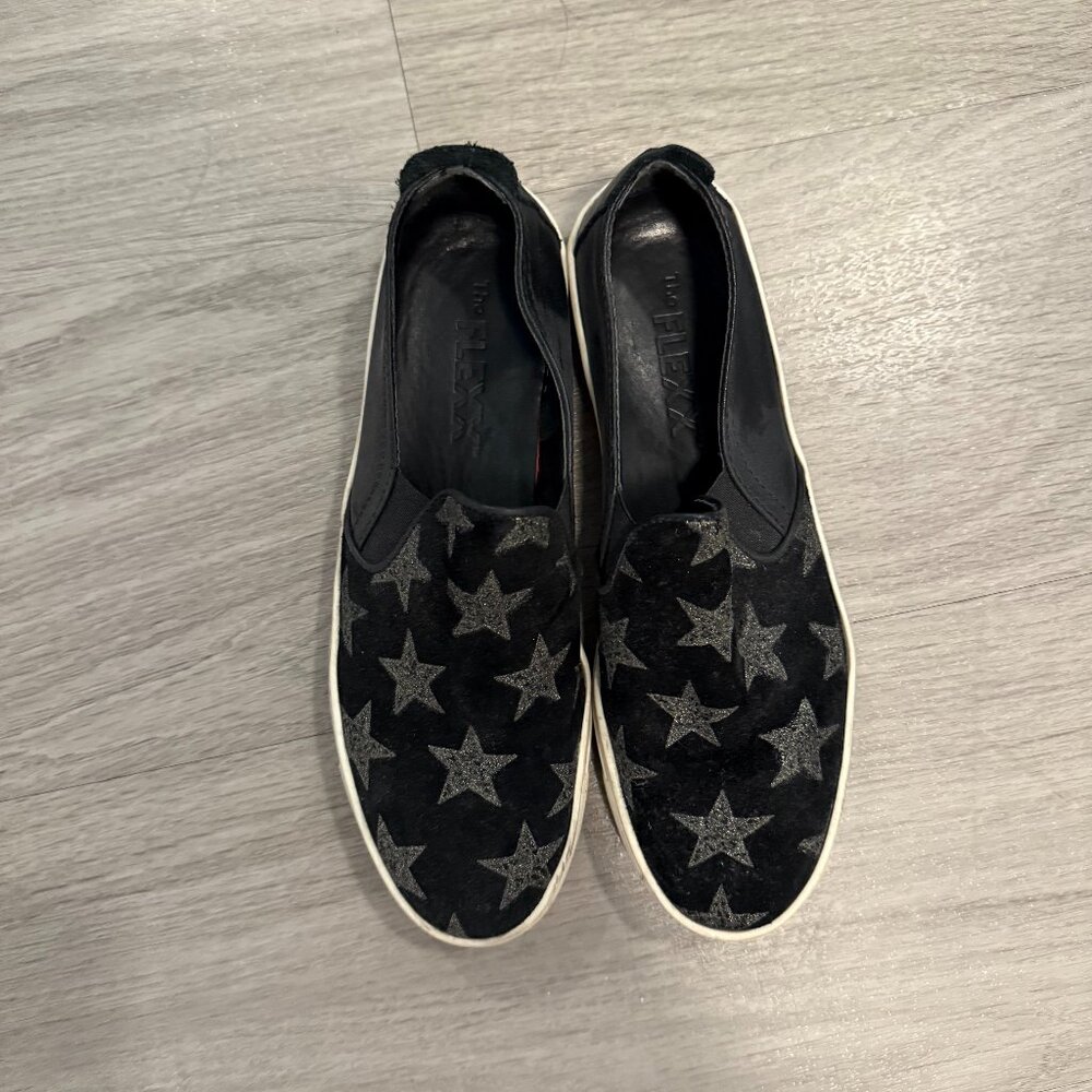 The Flexx Slip on Sneakers‎